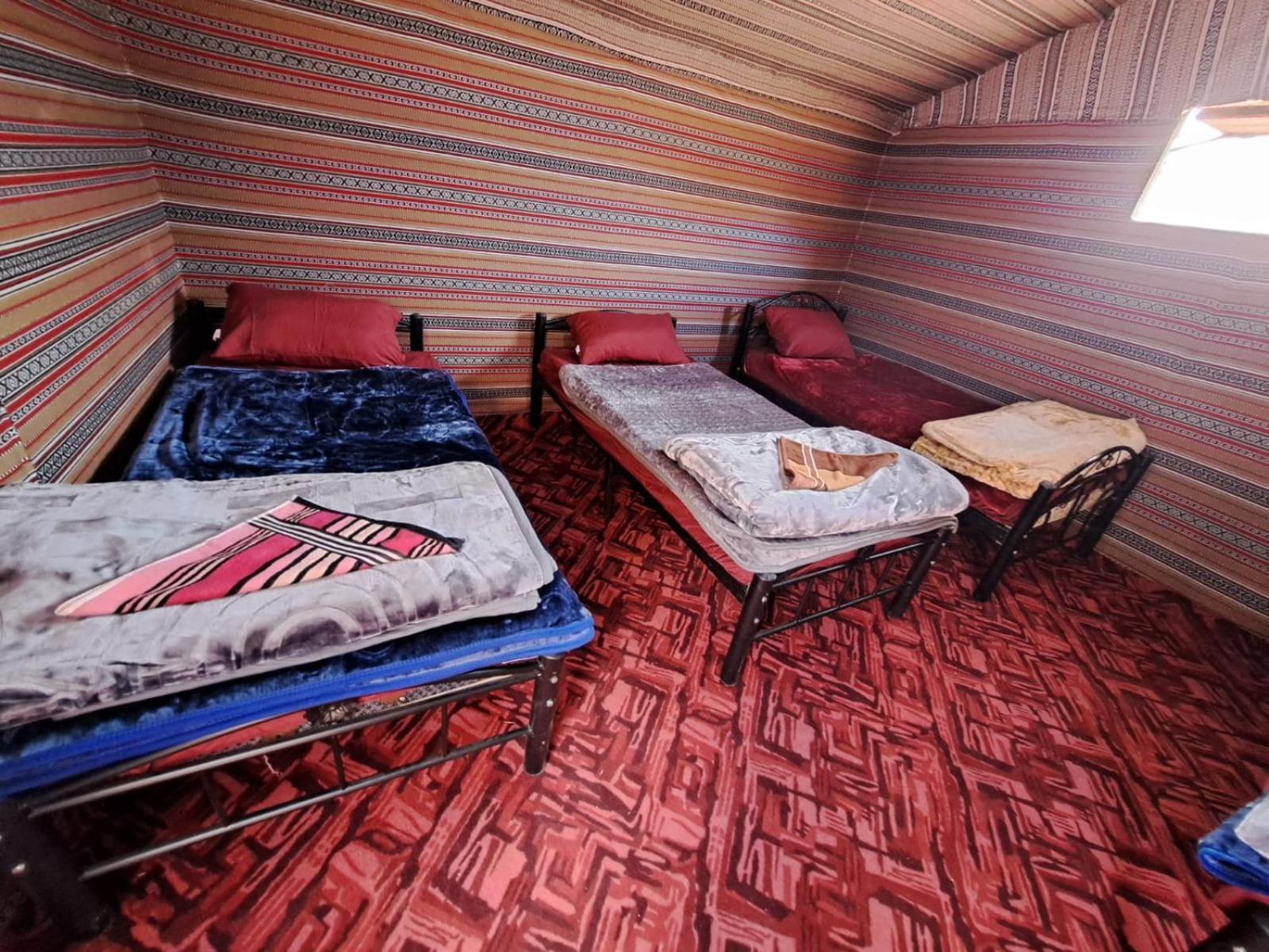 Wadi Rum Desert Heart Camp Luaran gambar